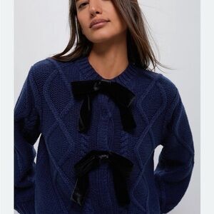 Hyacinth House Tuckernuck Navy Blue Sweater with Black Velvet Bows